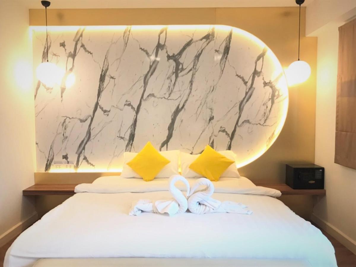 La La Moon Krabi Poshtel'N' Pool Bed & Breakfast Exterior foto