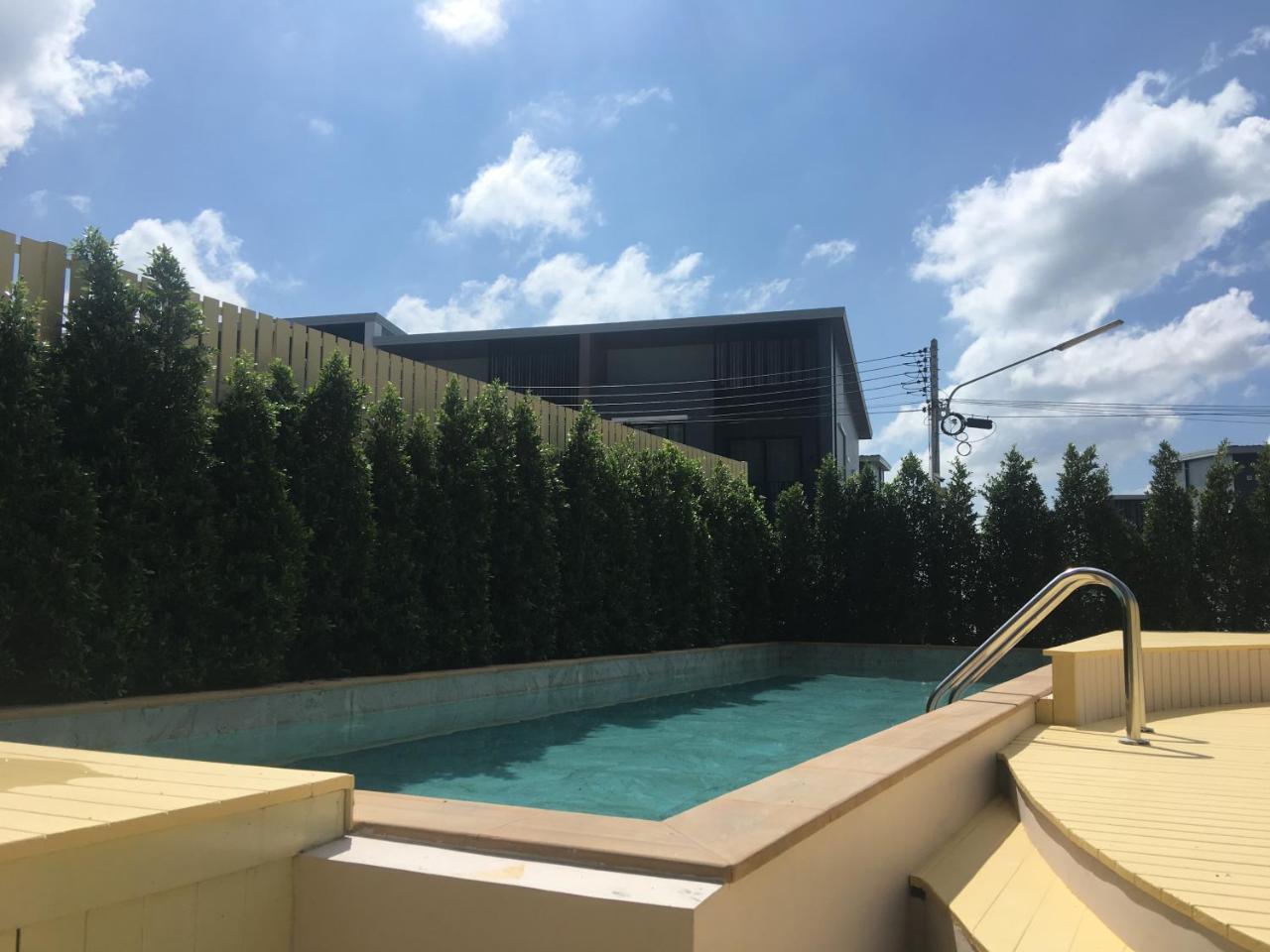La La Moon Krabi Poshtel'N' Pool Bed & Breakfast Exterior foto